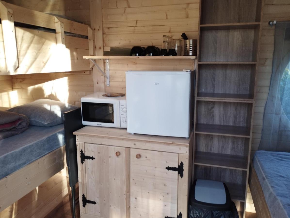 Camping Des Ribieres Confolens Exteriör bild