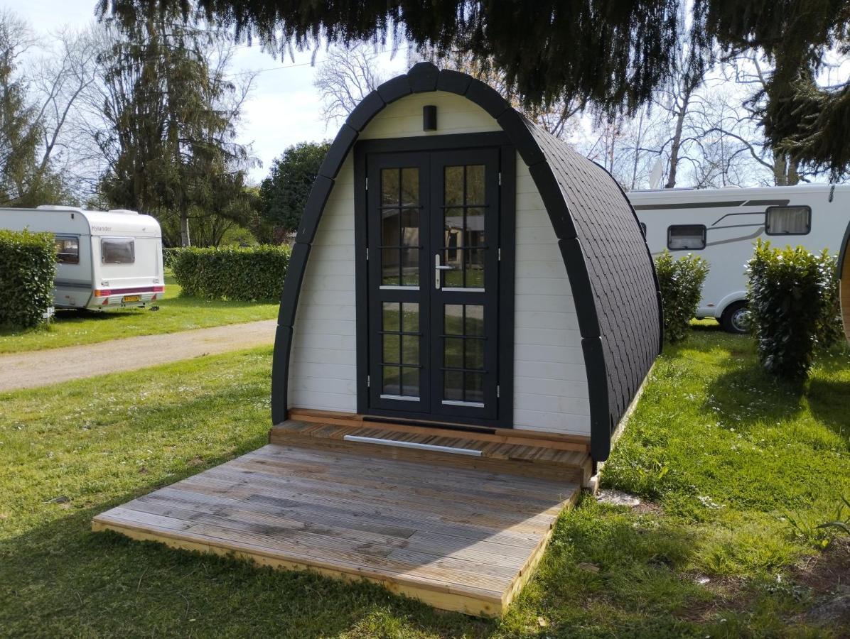 Camping Des Ribieres Confolens Exteriör bild