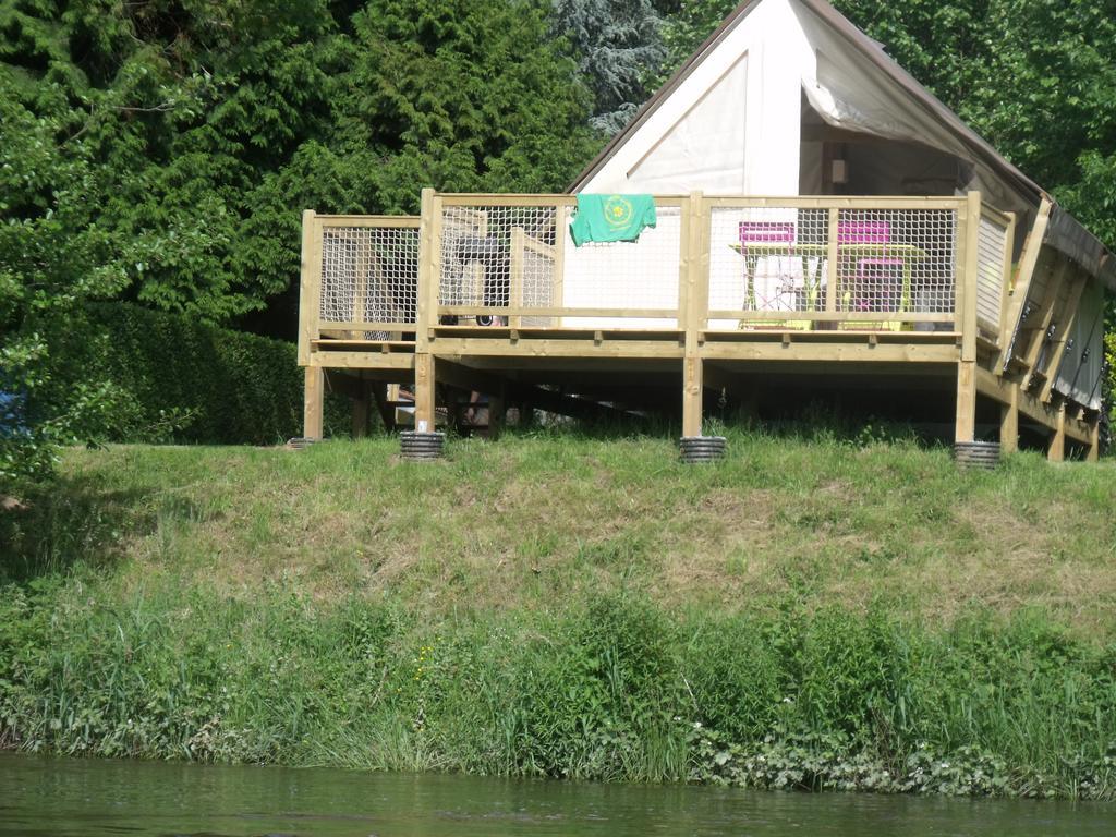 Camping Des Ribieres Confolens Exteriör bild