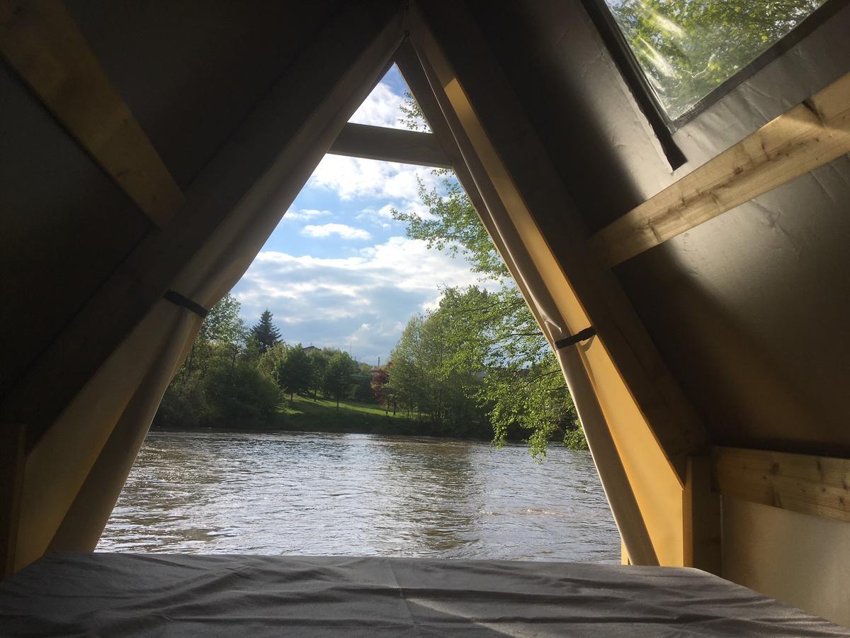 Camping Des Ribieres Confolens Exteriör bild